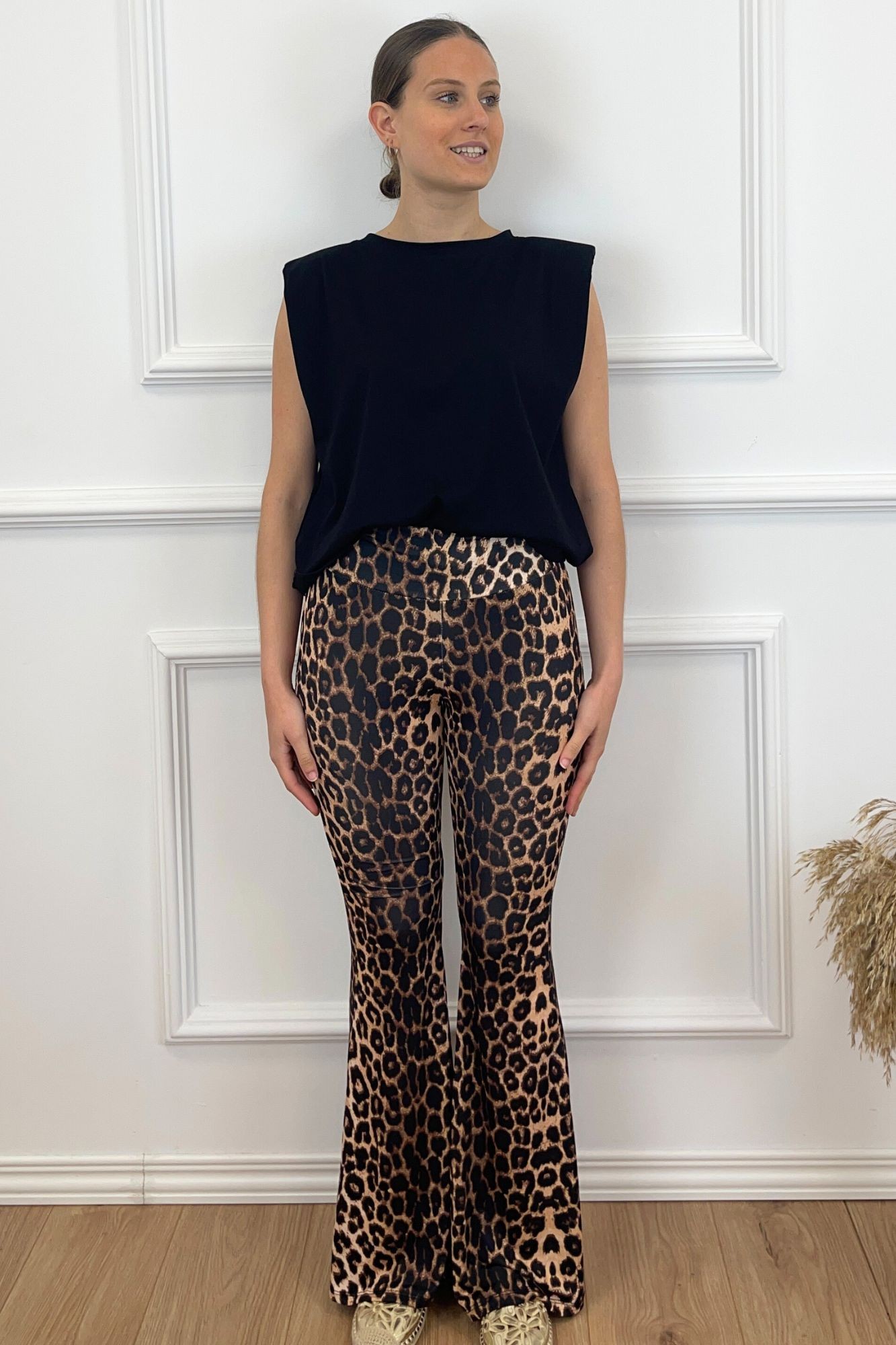 copy of PANTALÓN PUNTO BAJO FLARE - NEGRO