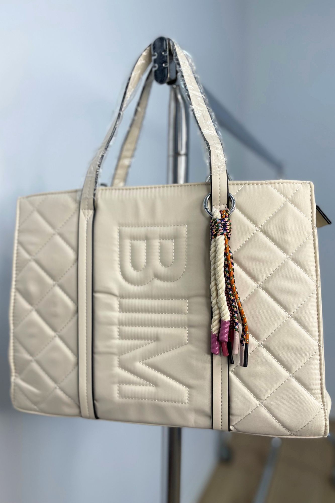 copy of BOLSO BOMBONERA - DORADO