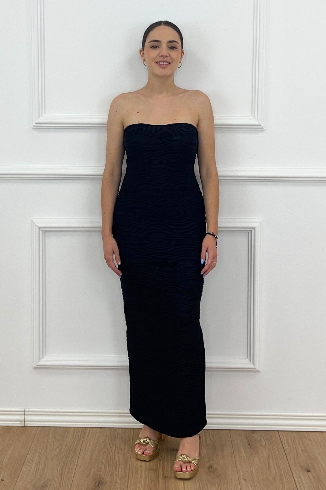 VESTIDO AJUSTADO TEXTURA NEGRO