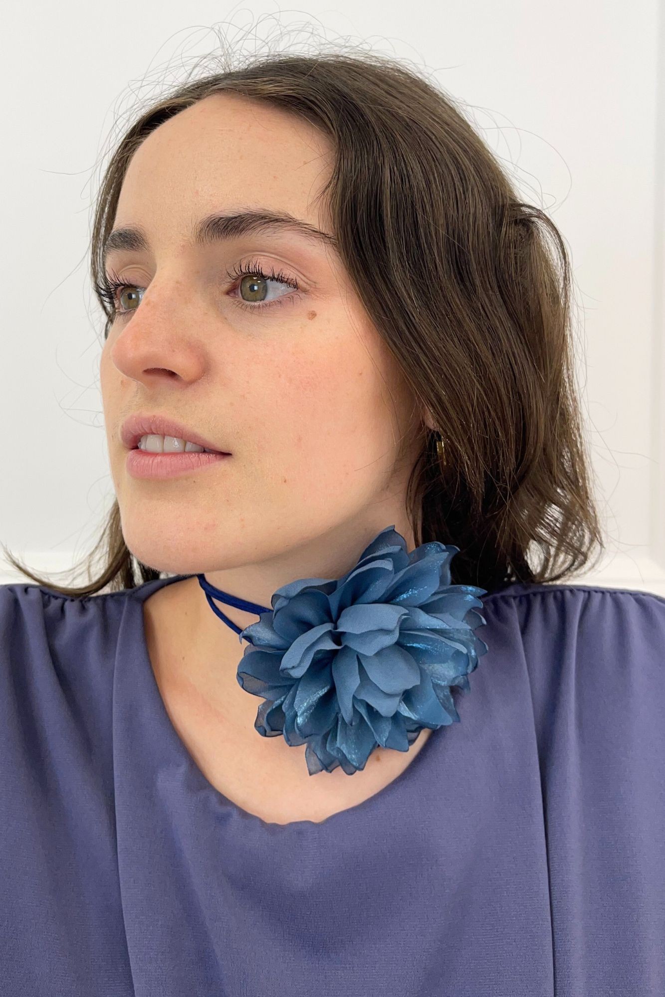 CHOKER FLOR MULTIPOSICIÓN DENIM